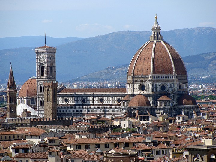 Dachy i kopuły Florencji.