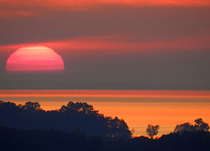 Zachód słońca nad Zalewem Wiślanym widziany z "Nowinki"