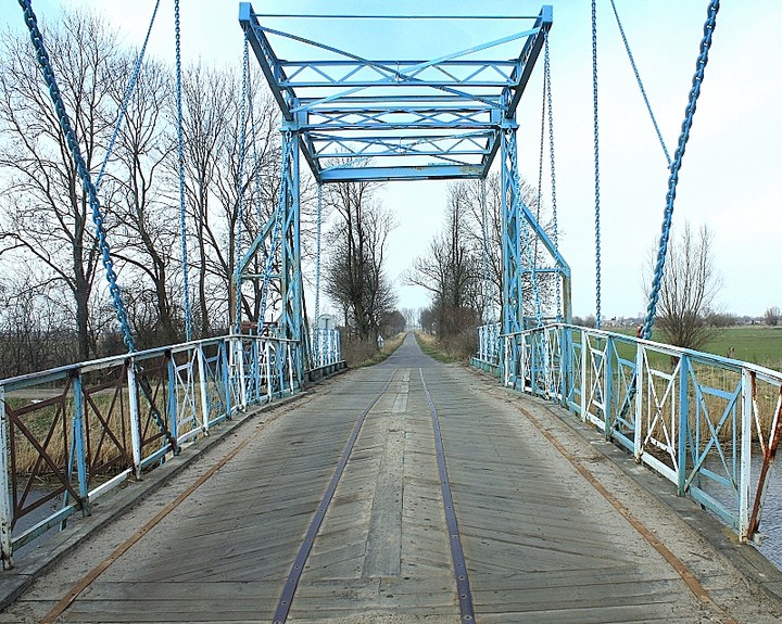 Żuławski most.