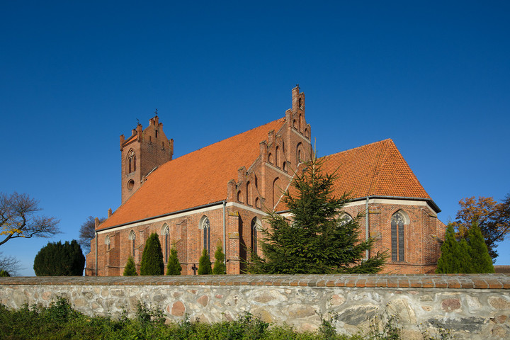 Kościół w Postolinie. (Listopad 2013)