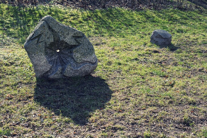 Zagadkowy kamień