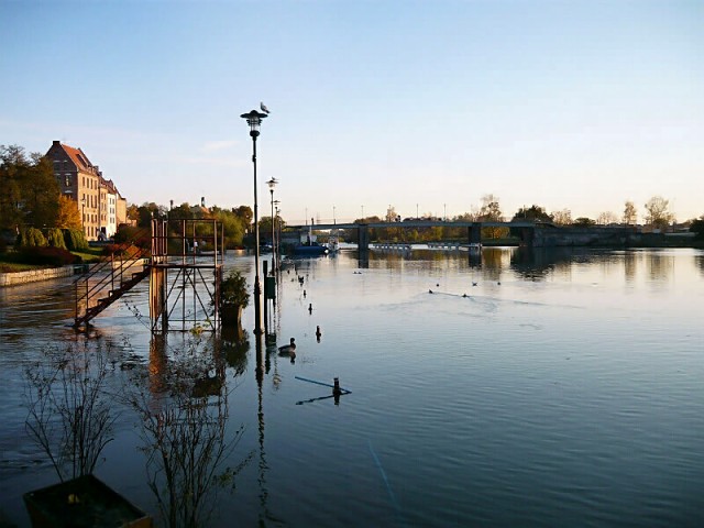 Bulwar pod wodą. (Październik 2009)