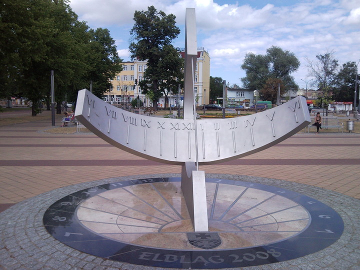 Plac Dworcowy - Zegar Słoneczny