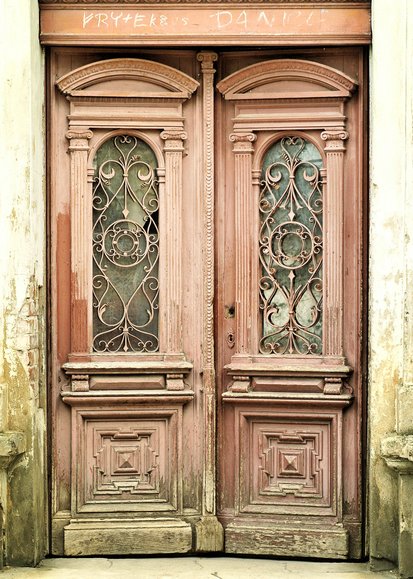 Stare Dolno - drzwi wejściowe do byłego pałacu z XIX w.