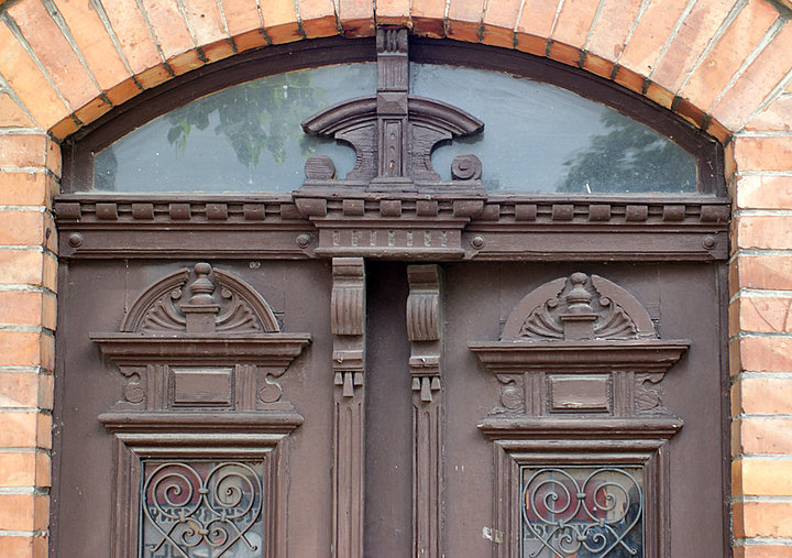 Fragment drzwi - ul. Gdańska, Stegna