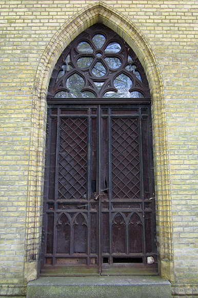 Żuławki – drzwi kaplicy (Luty 2013)