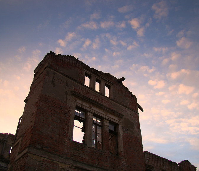 Ruiny oranżerii wzniesionej w 1850r,w miejscowości Kwitajny powiat-Elbląski
