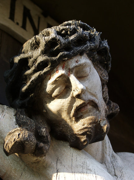 Głowa Chrystusa krzyża przydrożnego w Krośnie (Sierpień 2015)