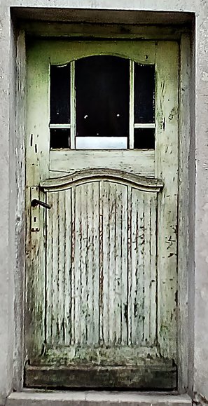 Zabytkowe drzwi