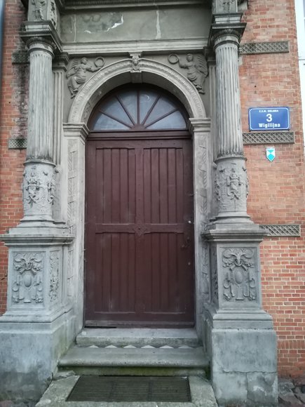 Starodawne drzwi