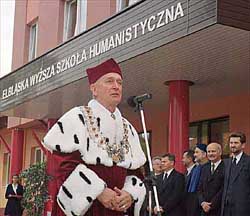 Elbląg, Rektor i kanclerz działają legalnie Elbląg, Rektor i kanclerz działają legalnie