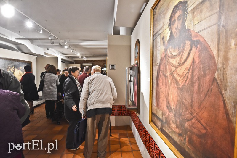 Elbląg, Wystawę poświęconą Adamowi Chmielowskiemu można oglądać w elbląskim muzeum