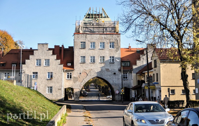 Elbląg, Miejska dotacja pomogła m.in. wyremontować budynek przy ul. Fałata (zdj. z 2014 r.,