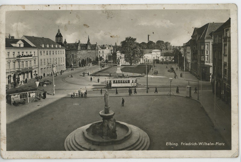 Elbląg, Dawno temu w Elblągu... działo się na placu Fryderyka Wilhelma
