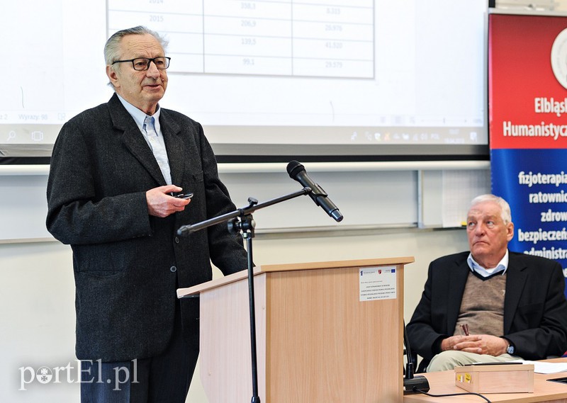 Elbląg, Prof. Krzysztof Luks był jednym z prelegentów konferencji o porcie zorganizowanej przez EUH-E