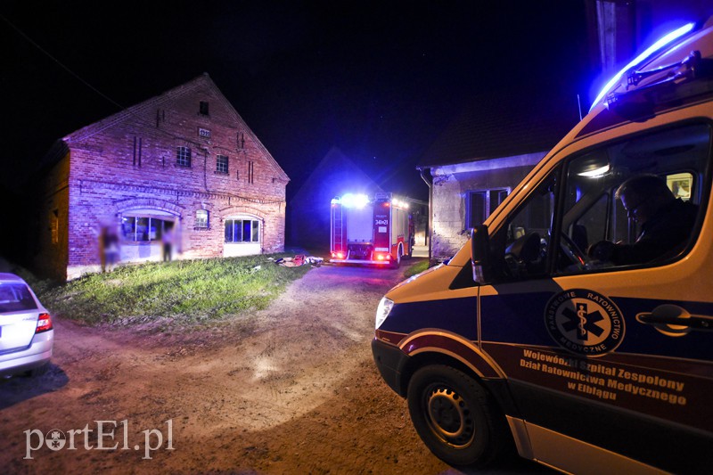 Elbląg, Pożar w Weklicach, dwóch mężczyzn z poparzeniami Elbląg, Pożar w Weklicach, dwóch mężczyzn z poparzeniami