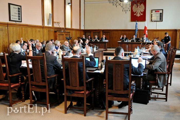 Elbląg, Nowi radni będą mieli do dyspozycji nowy system głosowania Elbląg, Nowi radni będą mieli do dyspozycji nowy system głosowania