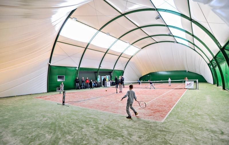 Myślisz tenis? Myślisz B&M Tennis Club Myślisz tenis? Myślisz B&M Tennis Club