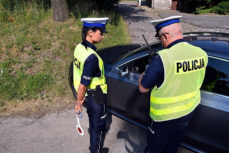 Elbląg, Pędził pod szkołą 119 km/h