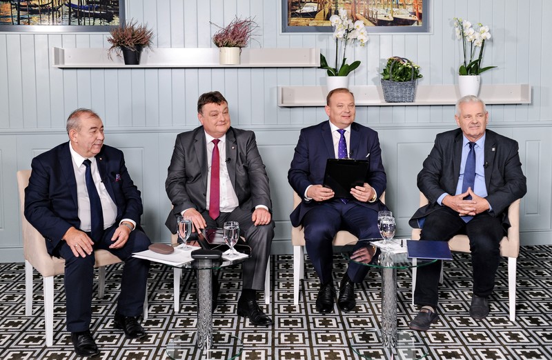 Elbląg, W debacie udział wzięli od lewej: Jerzy Wilk, Witold Wróblewski, Michał Missan, Stefan Rembelski