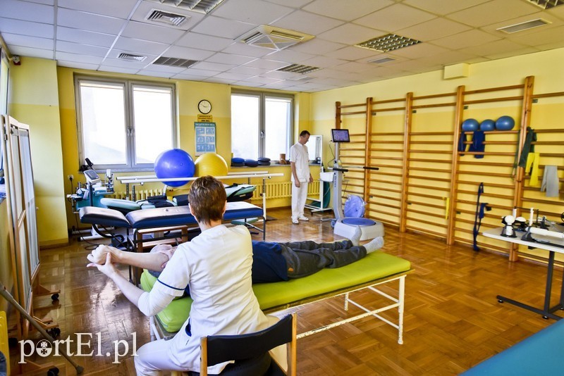 Elbląg, Pacjenci mogą już korzystać z nowych urządzeń do rehabilitacji (foto Michał Skroboszewski)