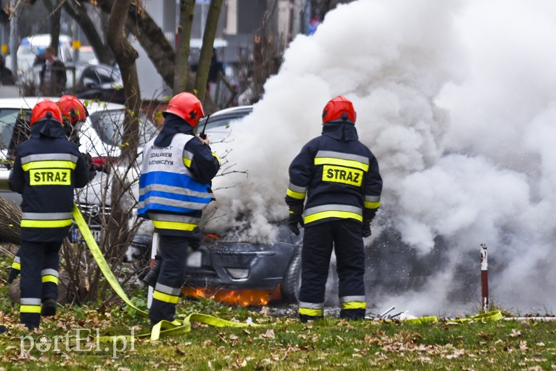 Elbląg, Pożar samochodu przy placu Grunwaldzkim