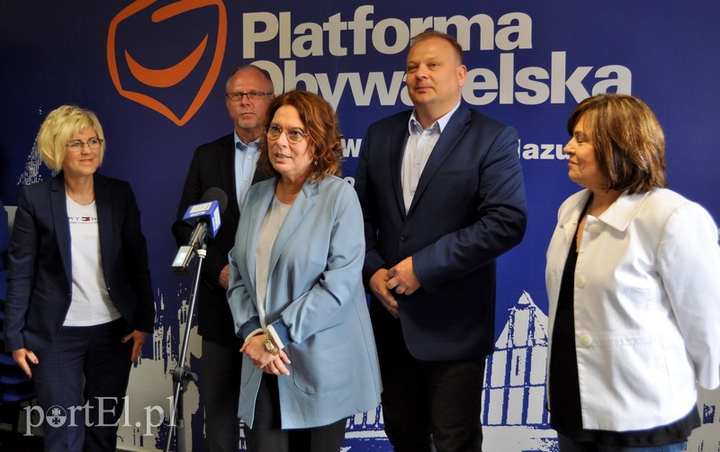 Elbląg, Od lewej: Irena Sokołowska, Jacek Protas, Małgorzata Kidawa - Błońska, Michał Missan, Małgorzata Adamowicz