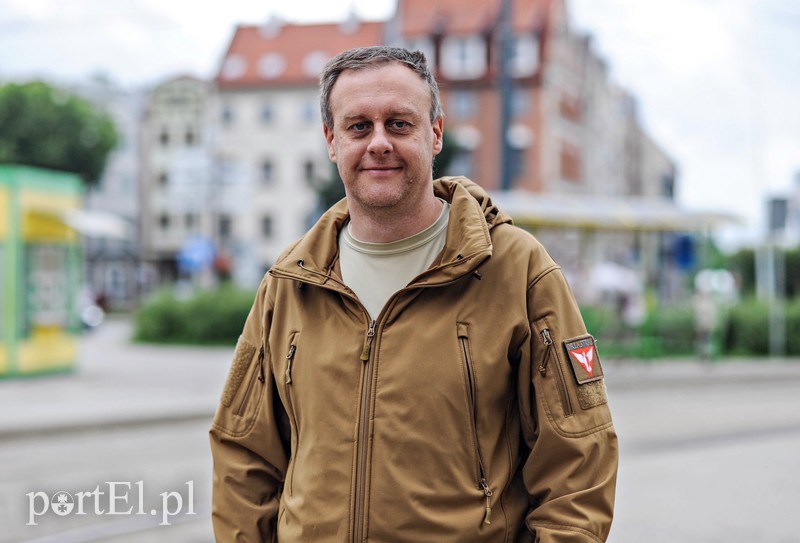 Elbląg, Bartisz Rutkowski pomaga ofiarom konfliktu w płn. Iraku