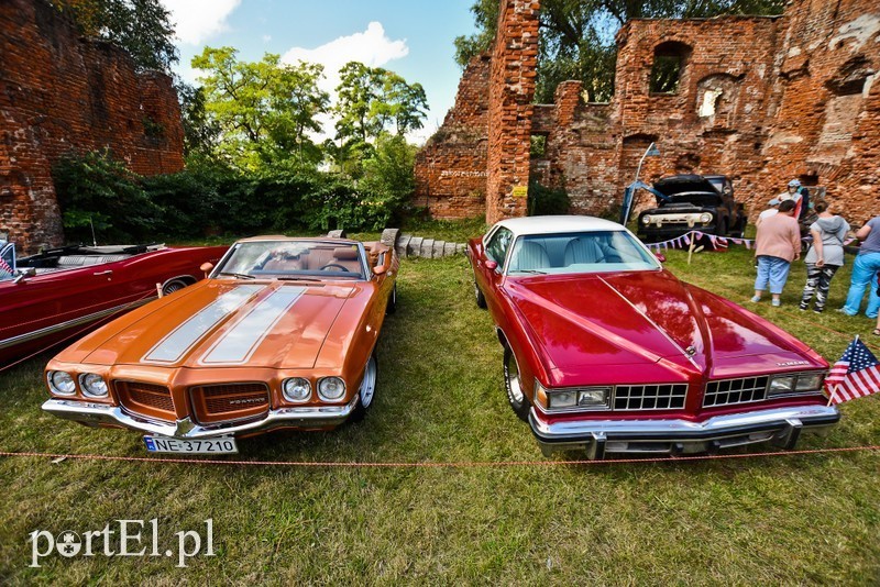 Elbląg, Pontiac z 1971 r. i 1977 r. Rarytasy!
