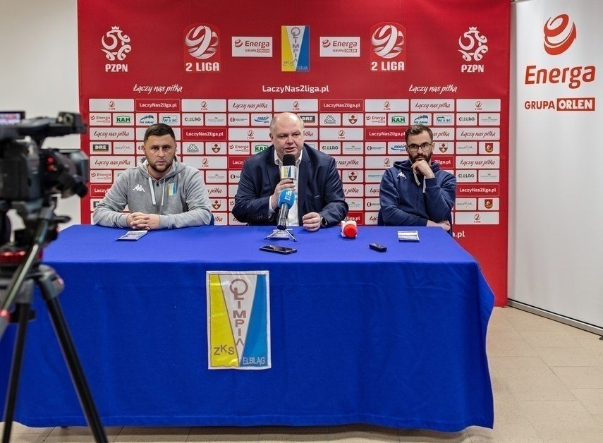 Elbląg, O sprawach sportowych w klubie opowiadali: (od lewej): Przemysław Gomułka, Paweł Guminiak i Andrzej Witan