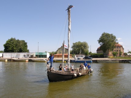 Elbląg, Przypłynie replika średniowiecznej łodzi kurońskiej