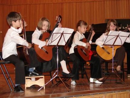 Elbląg, Sukcesy młodych gitarzystów Elbląg, Sukcesy młodych gitarzystów