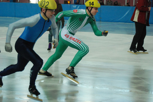 Elbląg, Sebastian Kłosiński (w zielonym stroju) wyciężył w swojej kategorii wiekowej w całym cyklu zawodów rankingowych, zdobył też Puchar Polski