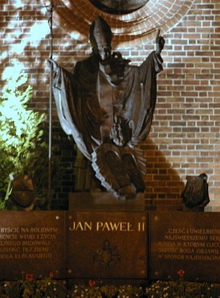 Elbląg, Dziś, 2 kwietnia, mija 5 lat od śmierci papieża z Polski, Jana Pawła II