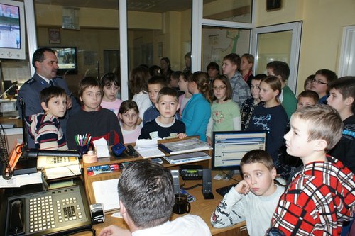 Elbląg, na zdj. uczniowie ze Szkoły Podstawowej w Pogrodziu (KMP w Elblągu)