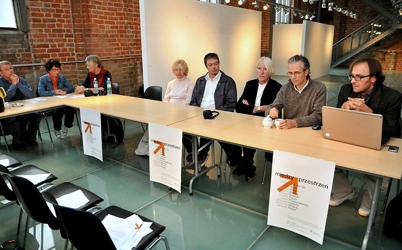 Elbląg, Artyści mówili o swojej instalacji podczas dzisiejszej konferencji prasowej Elbląg, Artyści mówili o swojej instalacji podczas dzisiejszej konferencji prasowej