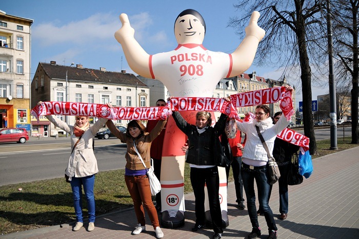 Elbląg, Na koszulce największego kibica Polski pojawiło się ponad 50 podpisów