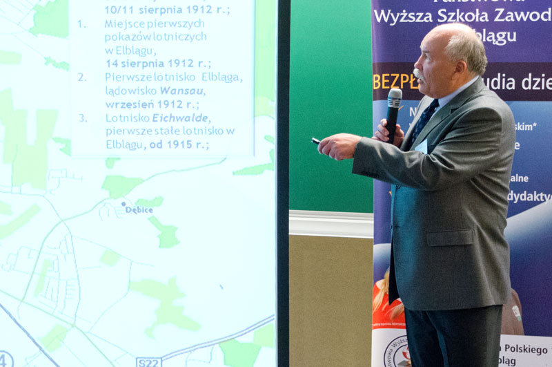 Elbląg, Podczas spotkania wiele mówiono o historii lotnictwa w Elblągu Elbląg, Podczas spotkania wiele mówiono o historii lotnictwa w Elblągu