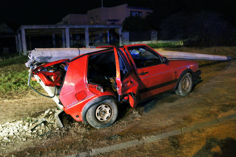 Elbląg, Wypadek na Odrodzenia: trzy osoby ranne