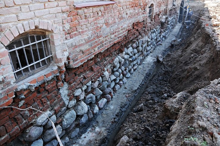 Elbląg, Prace budowlane odkrywają kolejne karty historii budynku Podzamcza