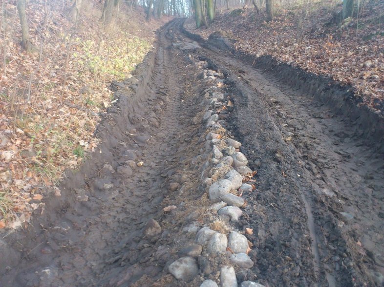 Elbląg, Błoto na bruku. Zniknie wiosną