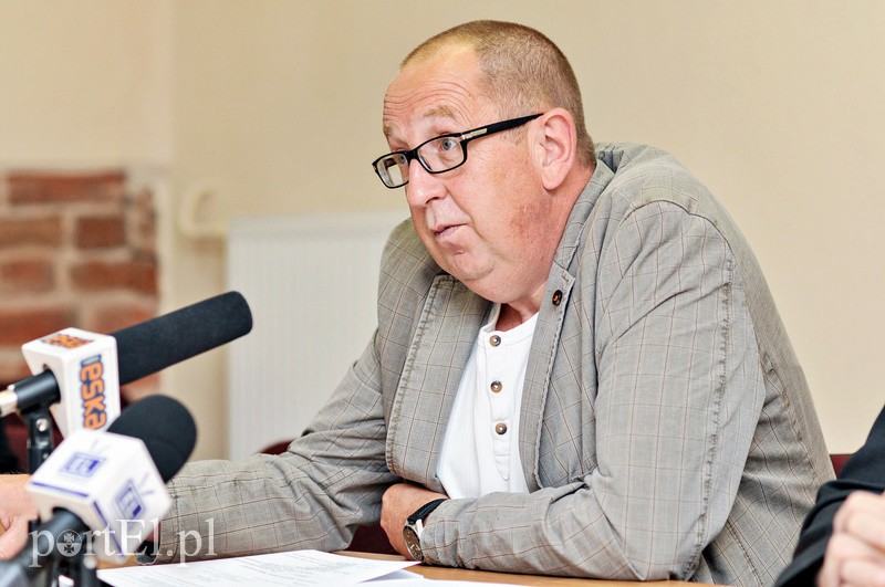 Elbląg, Jacek Nowiński, dyrektor Biblioteki Elbląskiej zapowiada "krwawą łaźnię" Elbląg, Jacek Nowiński, dyrektor Biblioteki Elbląskiej zapowiada "krwawą łaźnię"