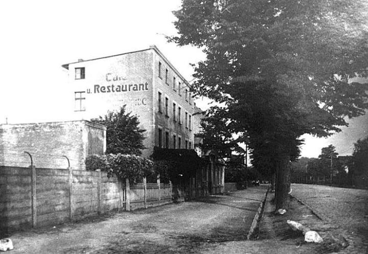 Elbląg, Przed wojną w tym budynku mieściła się restauracja "Cafe zur Promenade", a po wojnie - kino Kolejarz Elbląg, Przed wojną w tym budynku mieściła się restauracja "Cafe zur Promenade", a po wojnie - kino Kolejarz