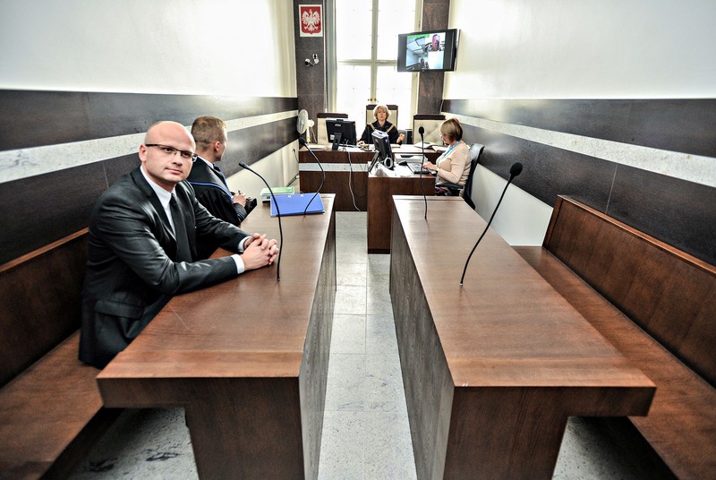 Elbląg, Dziś w sądzie, po raz kolejny nie stawili się pozwani - wydawca i dziennikarz portalu e24 Elbląg, Dziś w sądzie, po raz kolejny nie stawili się pozwani - wydawca i dziennikarz portalu e24