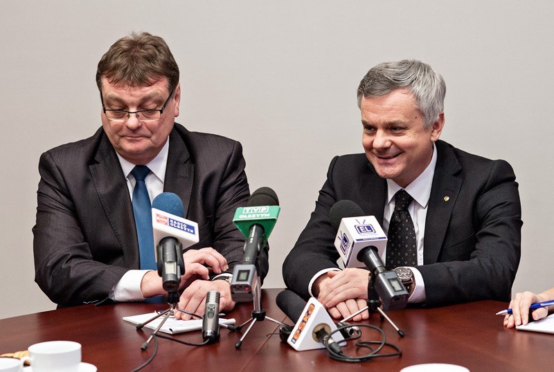 Elbląg, Witold Wróblewski i Piotr Żuchowski na konferencji prasowej