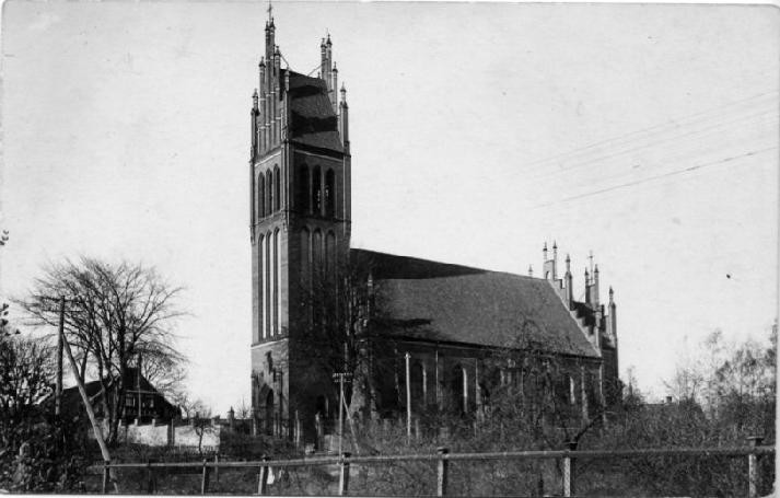 Elbląg, Przed wojną St. Adalbertkirche, po wojnie kościół św. Wojciecha w Pangritz Kolonie, czyli na obecnej Zawadzie