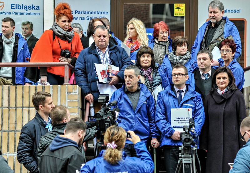 Elbląg, Działacze elbląskiej PO przed dzisiejszą akcją zbierania podpisów zorganizowali konferencję prasową