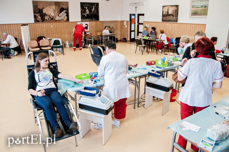 Elbląg, Do akcji oddawania krwi w Zespole Szkół Gospodarczych zgłosiło się ponad 60 osób