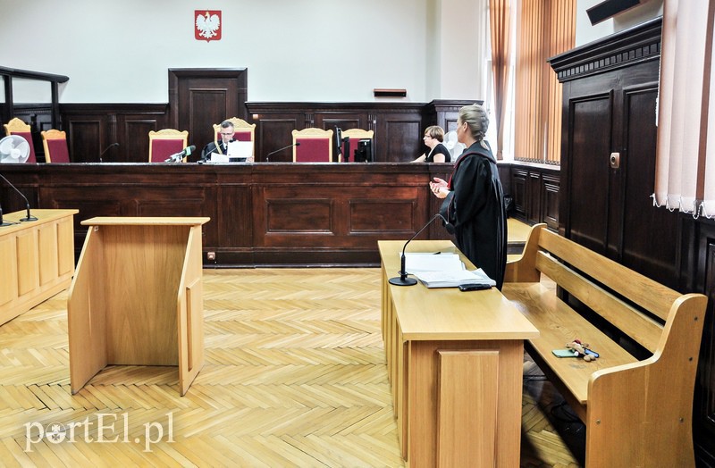 Elbląg, Sędzia Wojciech Furman zdecydował, że proces przeciwko Jakubowi G. ruszy dziś
