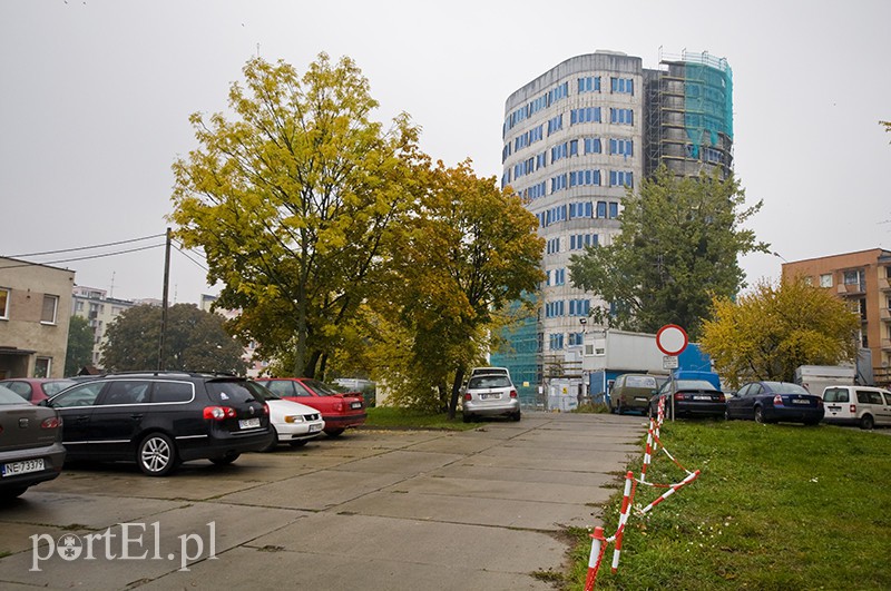 Elbląg, Tymczasowy parking przy ul. Karowej